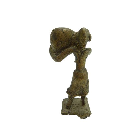 Vintage West Africa Small Gold Weight Brass Sculpture Woman Carrying Basket - Picture 4 of 5